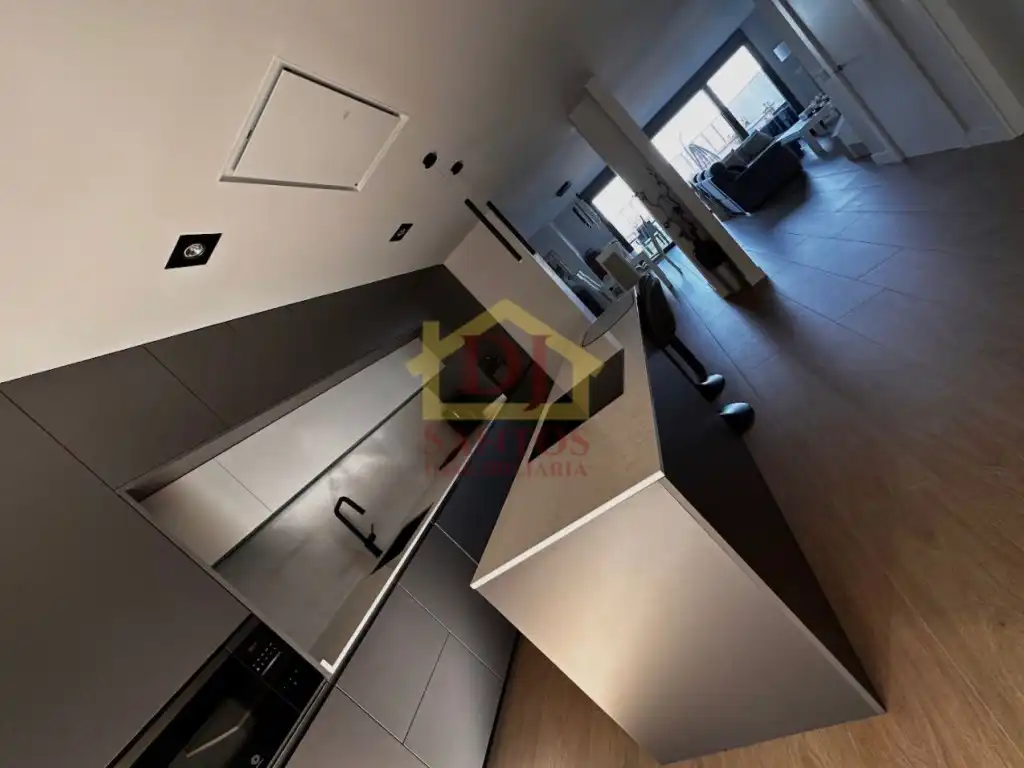 Piso de 300 m² en Aldeatejada