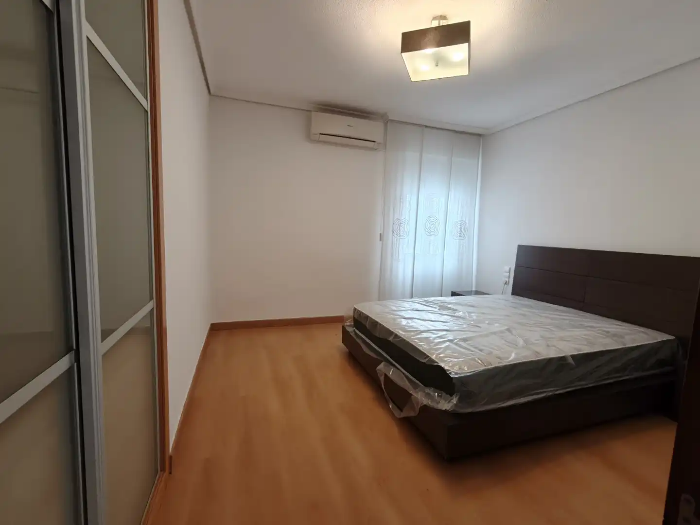 Pis de 88 m² a Còrdova