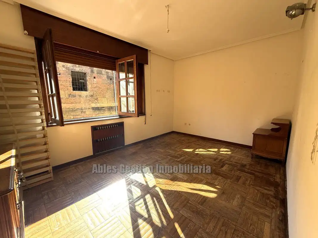Pis de 86 m² a Oviedo