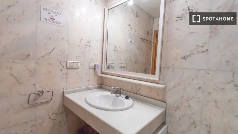 Habitación 75 m², Cádiz