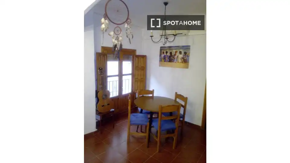 Habitación 78 m², Granada