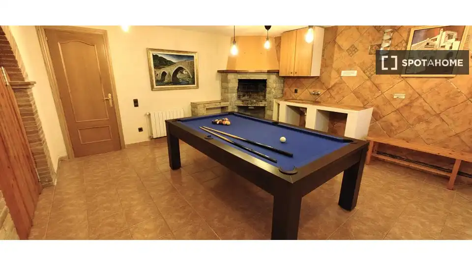 Piso de 350 m² en Sentmenat