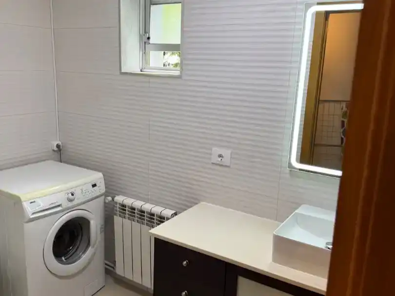 Piso de 90 m² en Santiago de Compostela