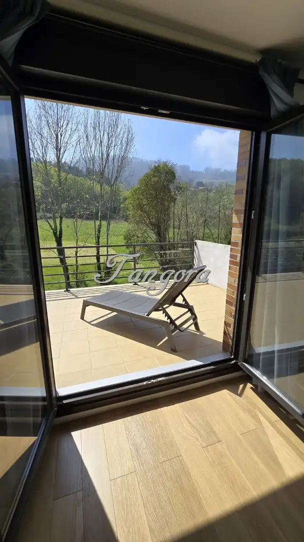 Piso de 300 m² en Mendata