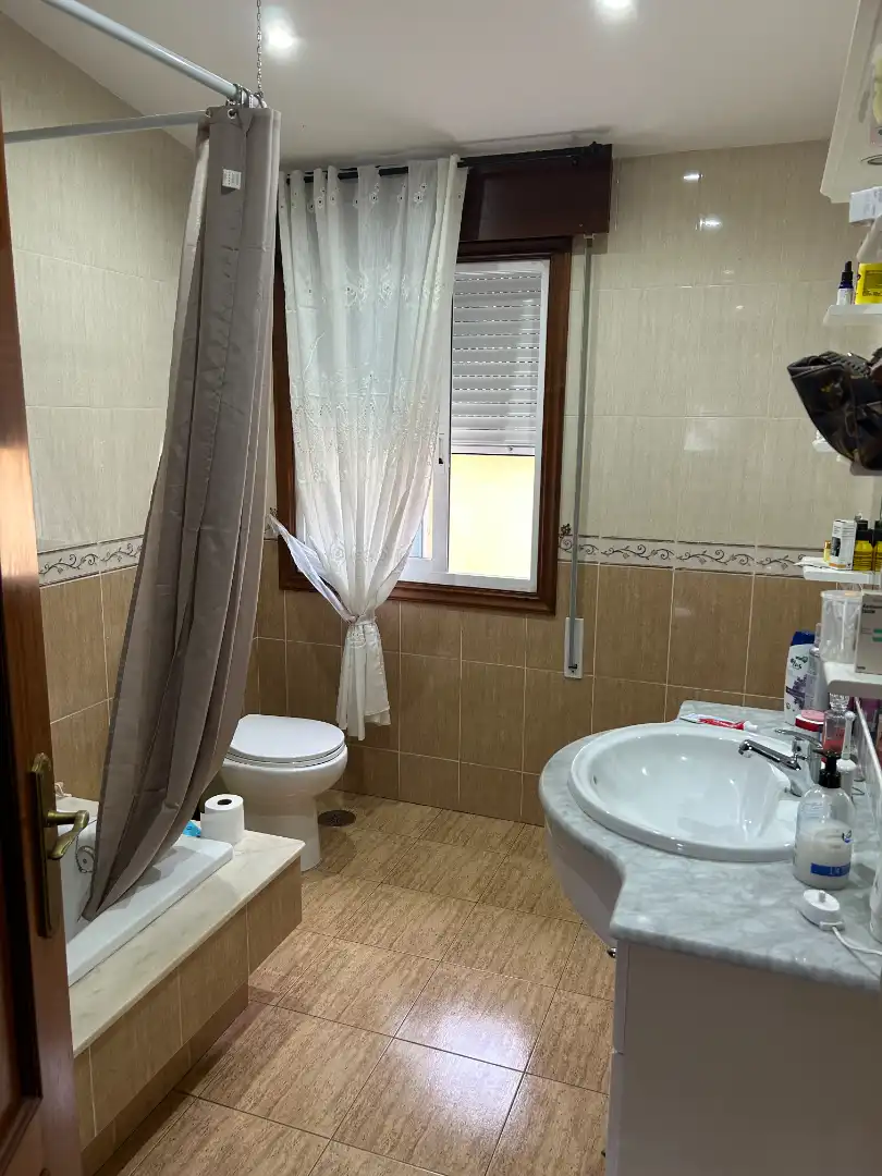 Piso de 300 m² en Moaña