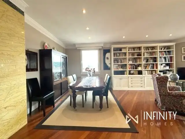 Piso de 95 m² en Bilbao