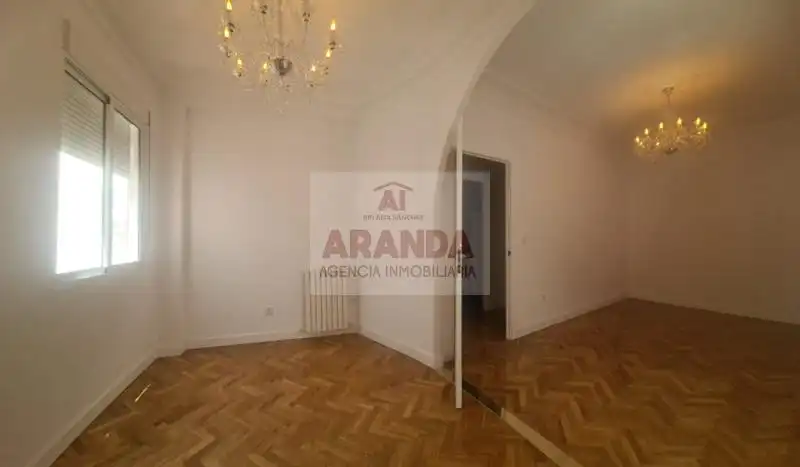 Piso de 80 m² en Zaragoza