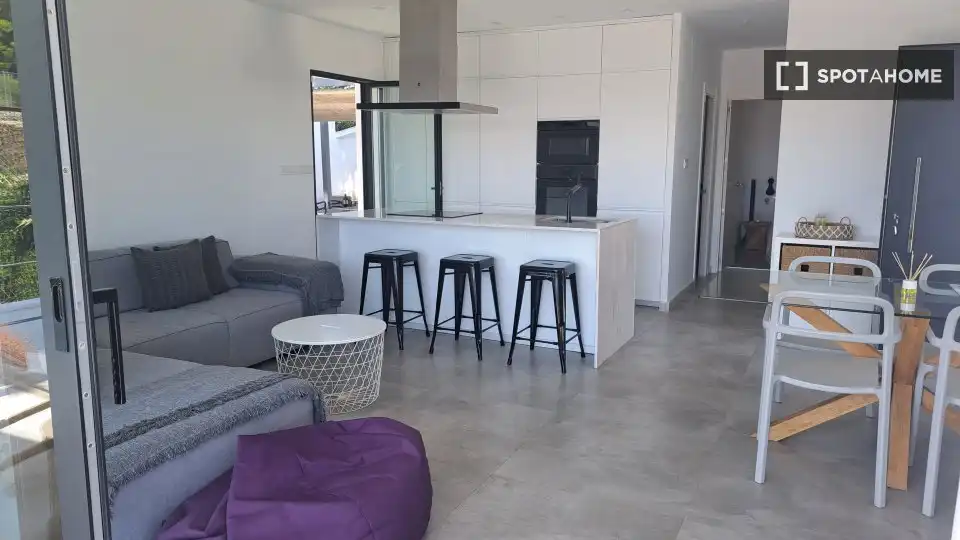 Habitación 117 m², el Campello