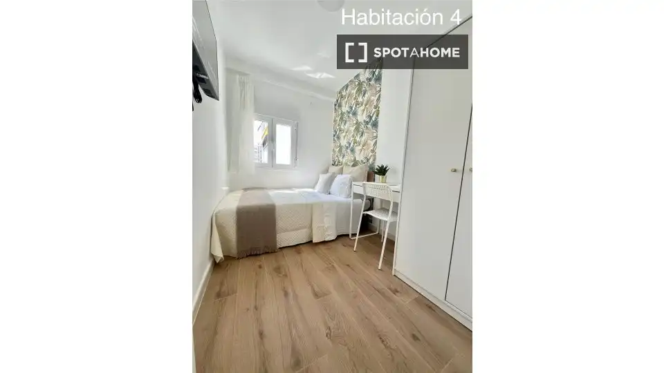 Habitación 81 m², Sevilla