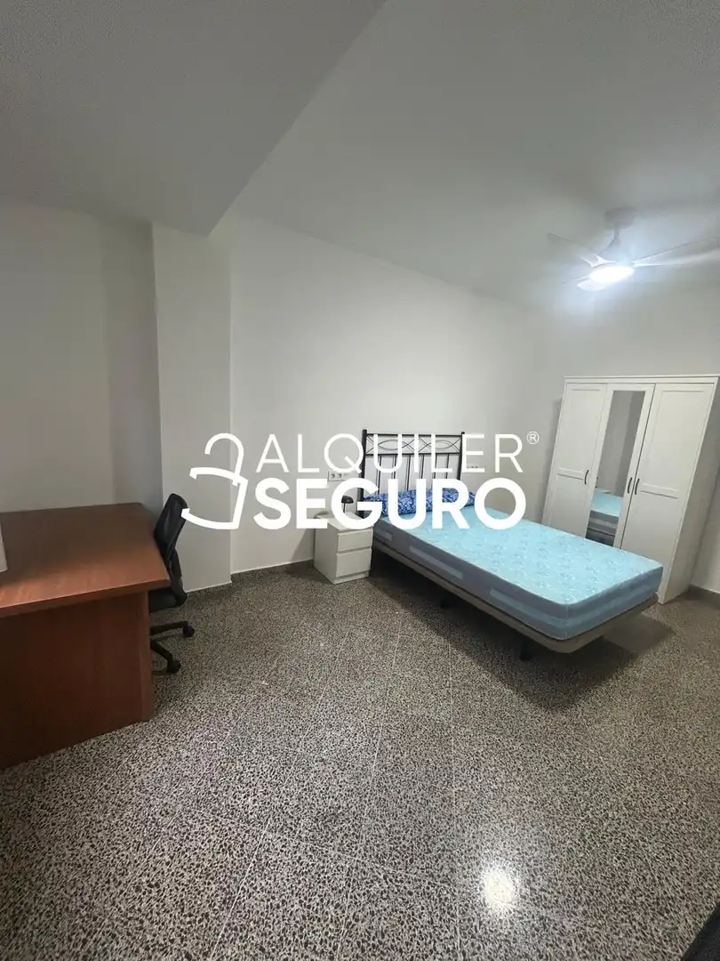 Piso de 118 m² en Granada