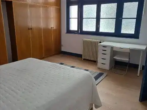 Piso de 180 m² en Oviedo