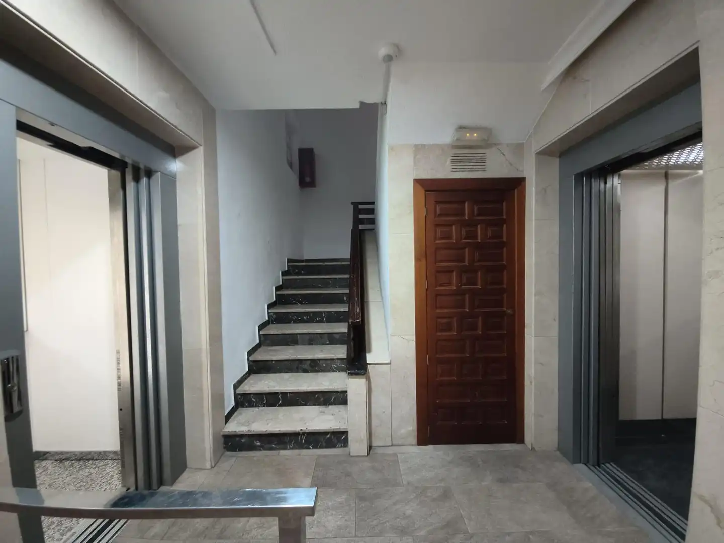 Piso de 85 m² en Granada