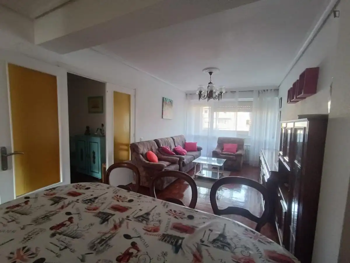 Habitación en alquiler, Pamplona