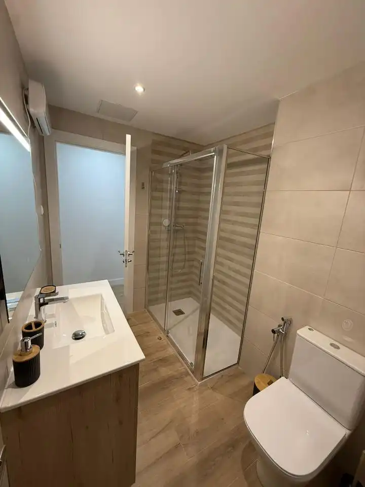 Zimmer 120 m², Ourense