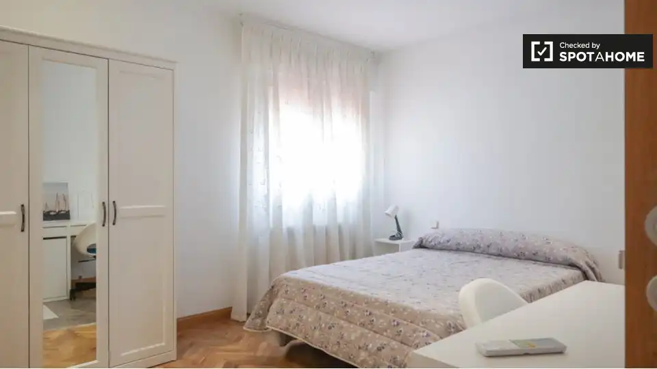 Habitación 240 m², Madrid
