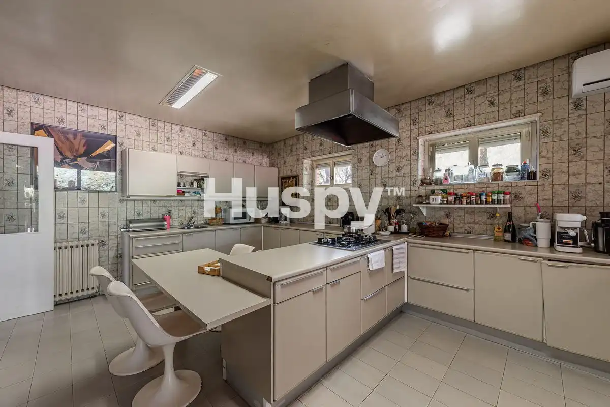 Casa de 1200 m² a Pozuelo de Alarcón