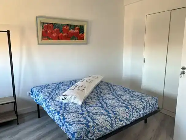 Habitación 200 m², La Roda