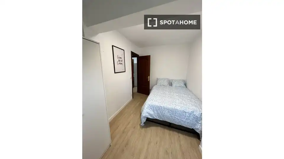Habitación 75 m², Santander