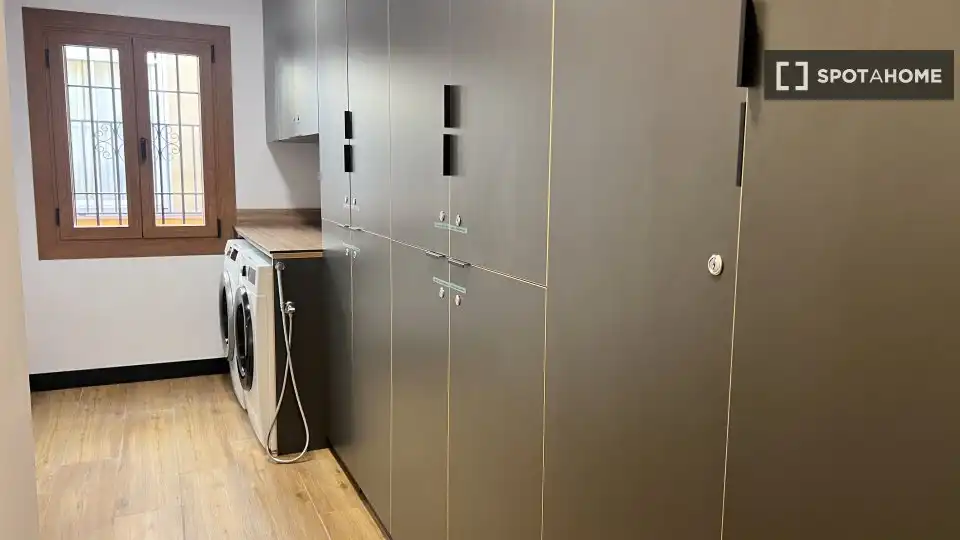 Habitación 18 m², Granada