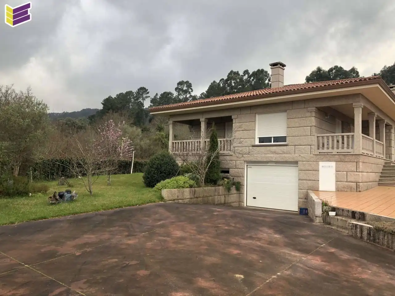 Wohnung 377 m² in O Porriño