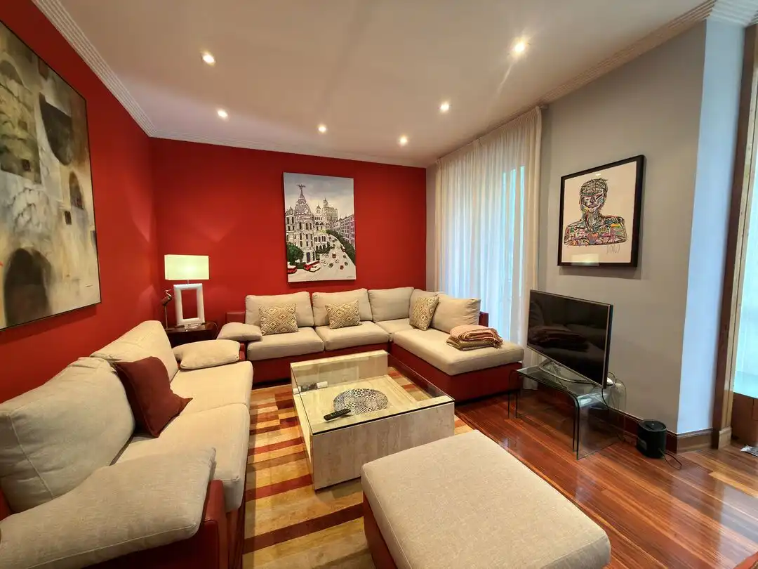 Piso de 77 m² en San Sebastián
