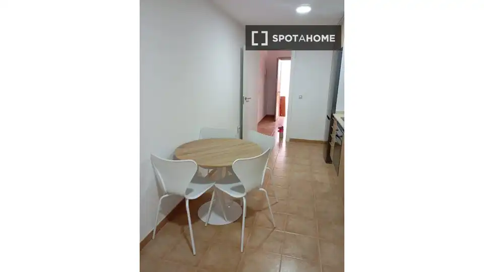 Habitación 196 m², Antigua