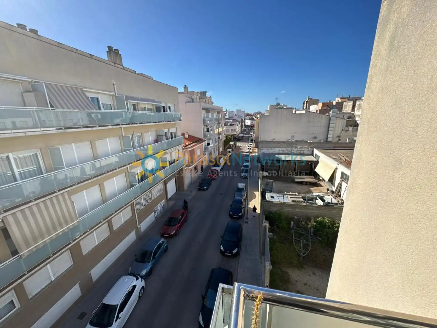 Piso de 90 m² en Oliva