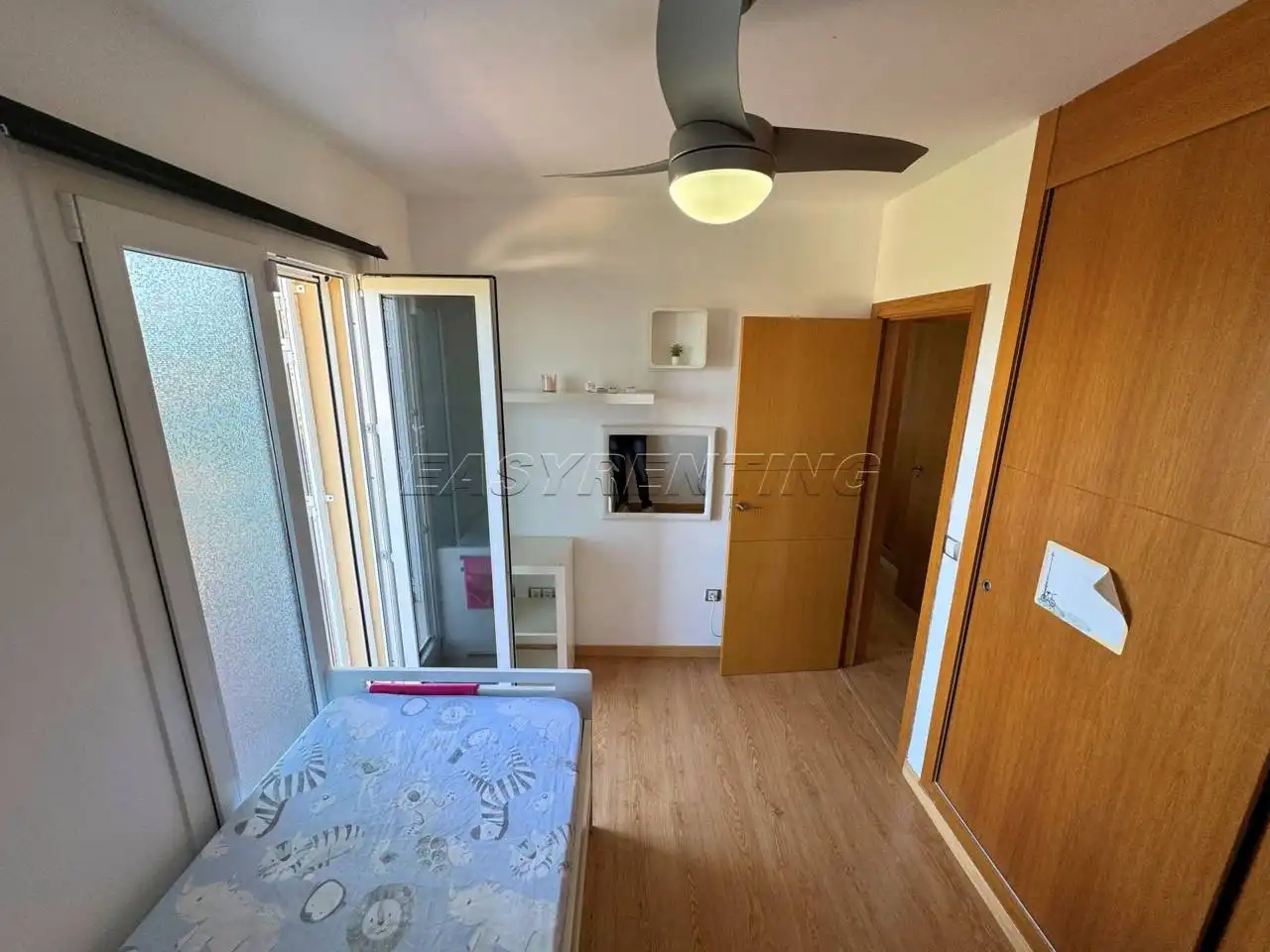 Haus 184 m² in La Línea de la Concepción