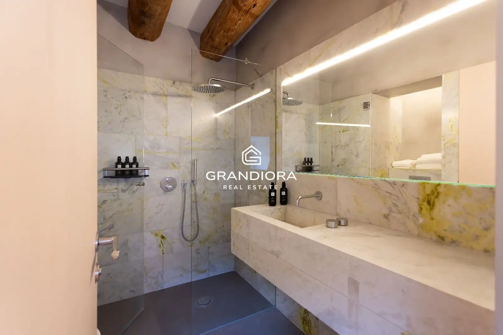 Квартира 150 м² у Барселоні