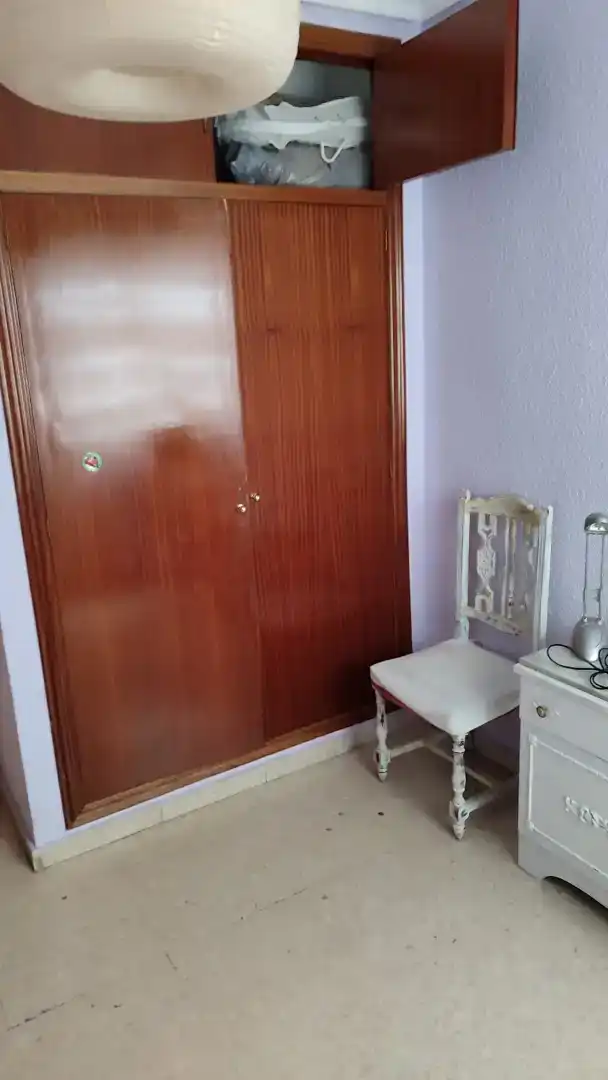 Pis de 75 m² a Còrdova