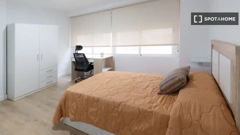 Habitación 201 m², Elche