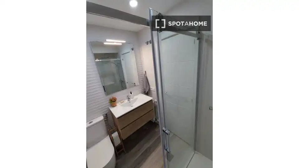 Habitació de lloguer, Madrid