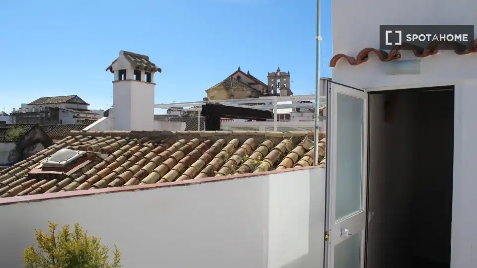 Habitación 82 m², Córdoba