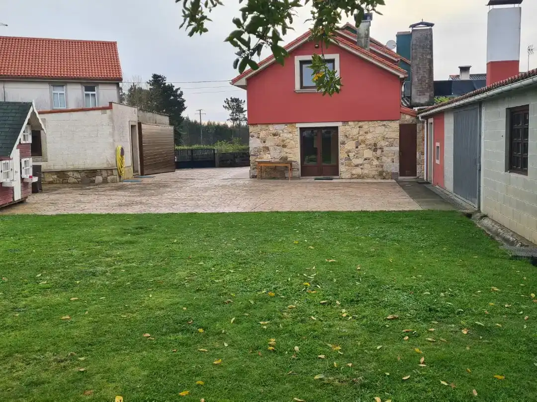 Piso de 500 m² en Arteixo
