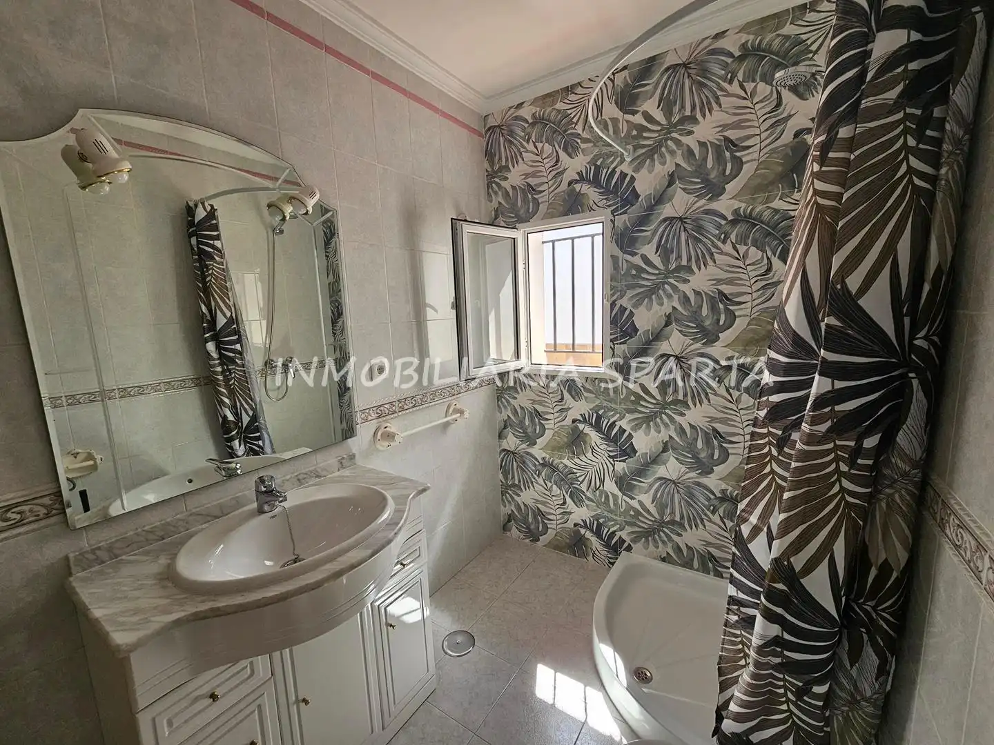 Casa de 153 m² en Villanueva del Ariscal