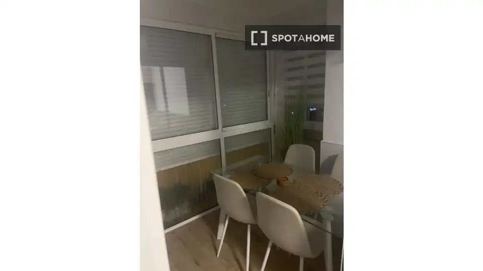Habitación 104 m², San Juan de Alicante