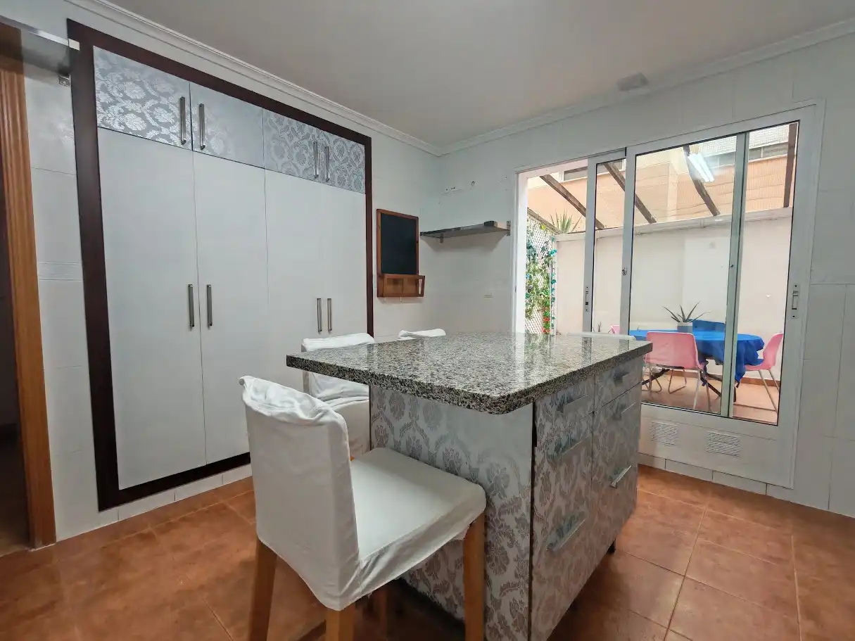 Casa de 200 m² en Aspe