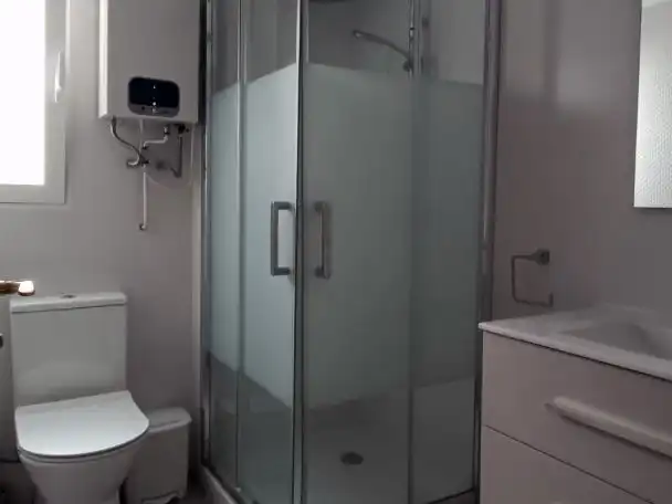 Habitació de lloguer, Burjassot