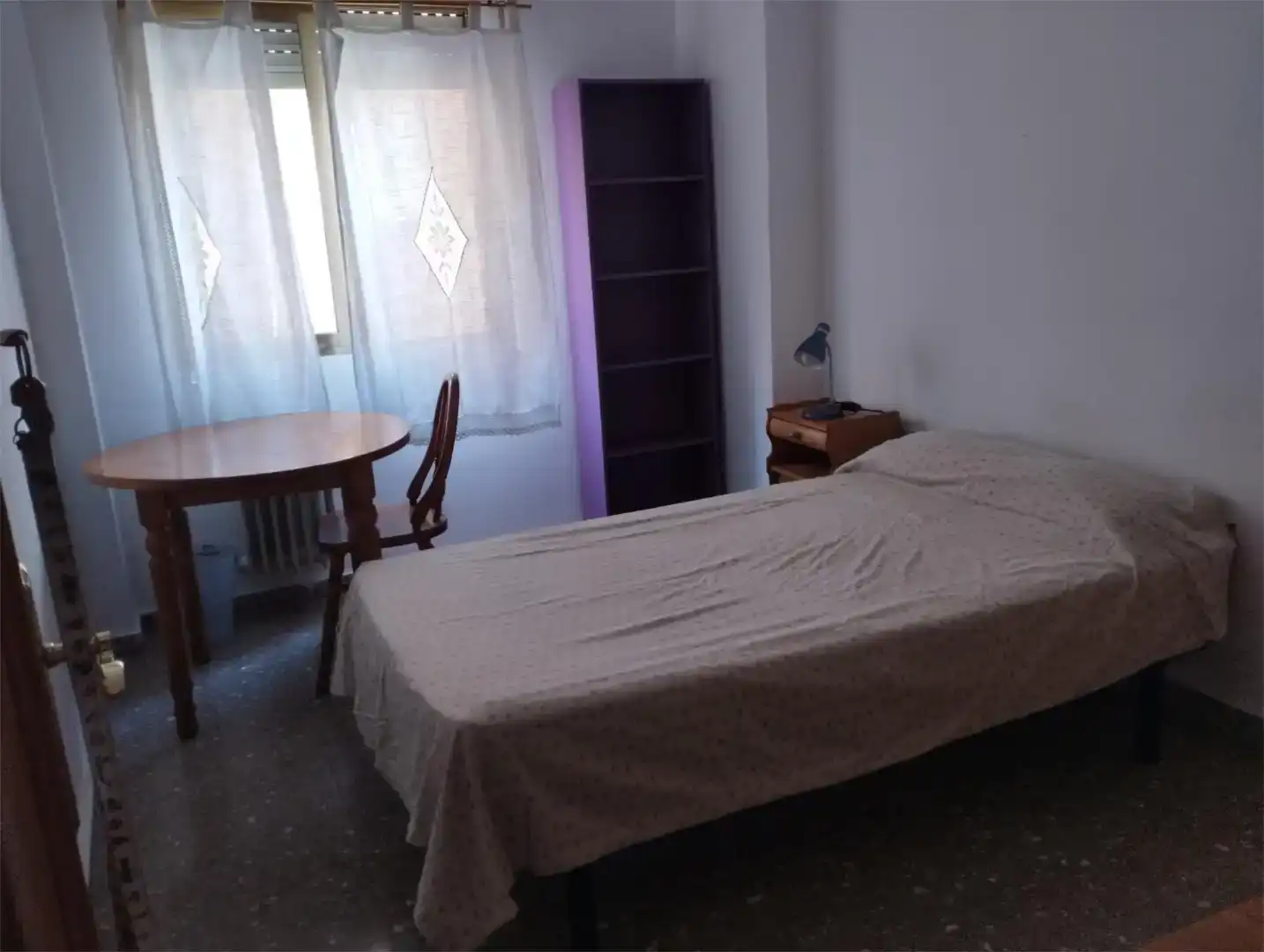 Habitación 10 m², Albacete