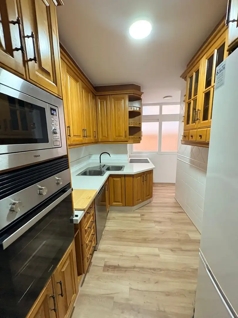 Apartamento 111 m² em Motril