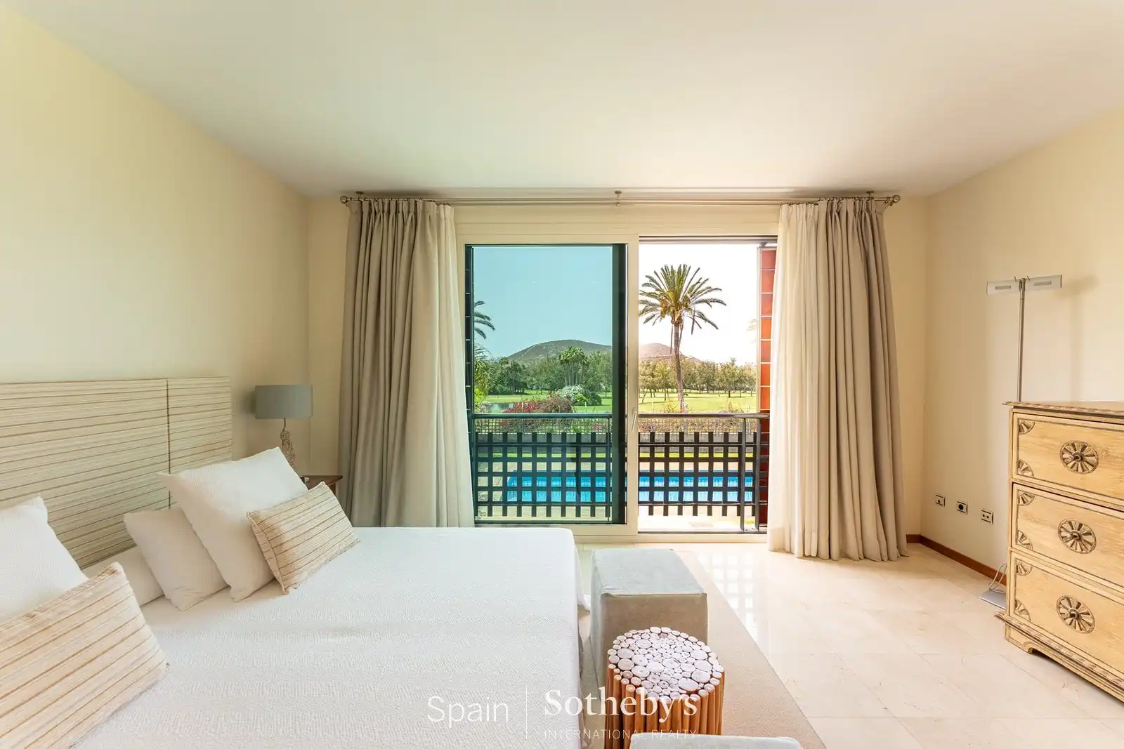 Piso de 742 m² en Arona