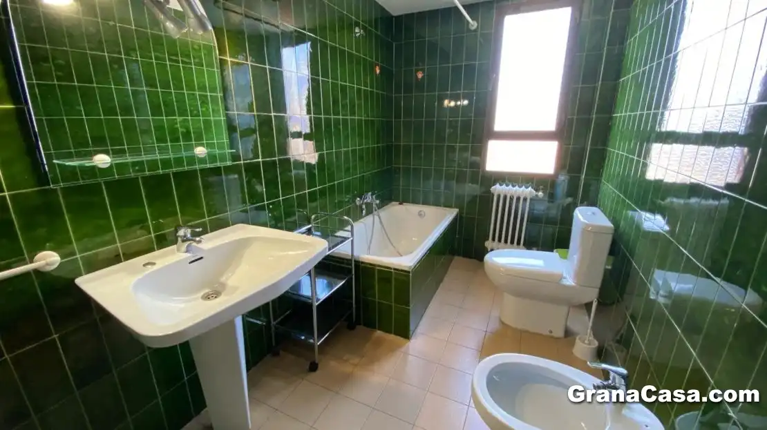 Habitación 125 m², Granada