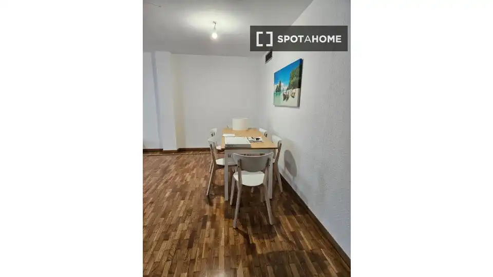 Habitación 135 m², Zaragoza