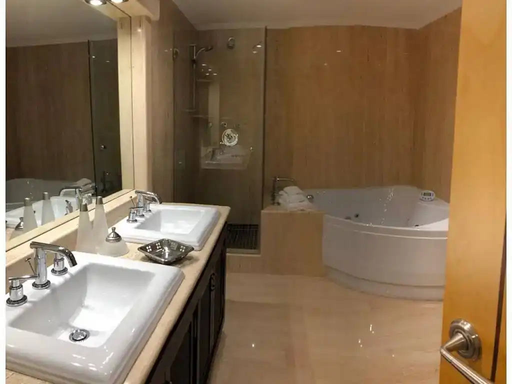 Piso de 50 m² en Oviedo