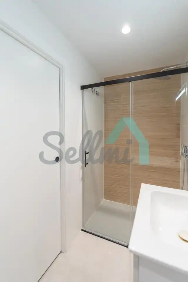 Habitación 423 m², Oviedo