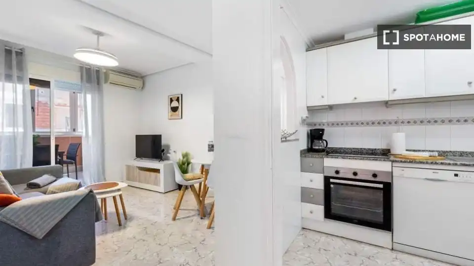 Habitación 75 m², Torrevieja