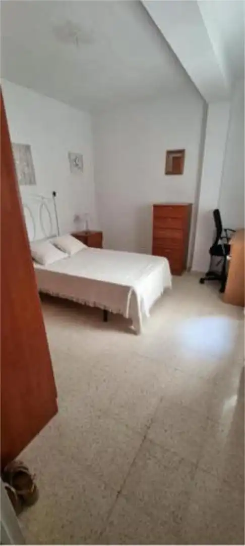 Pis de 75 m² a Còrdova