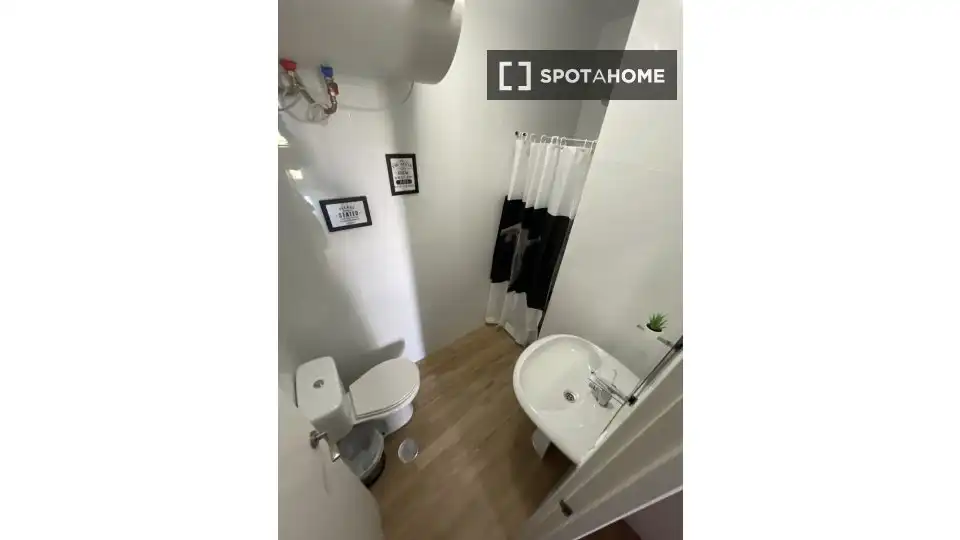 Habitación 81 m², Sevilla