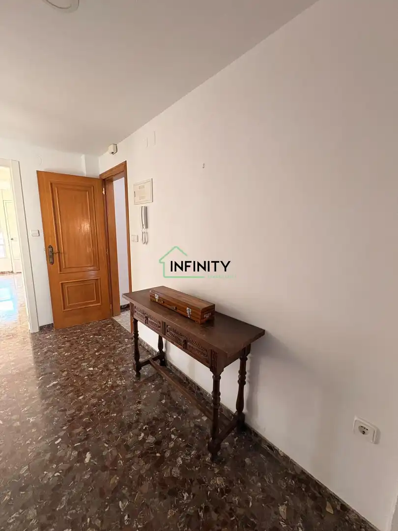 Habitació de lloguer, la Font d'en Carròs