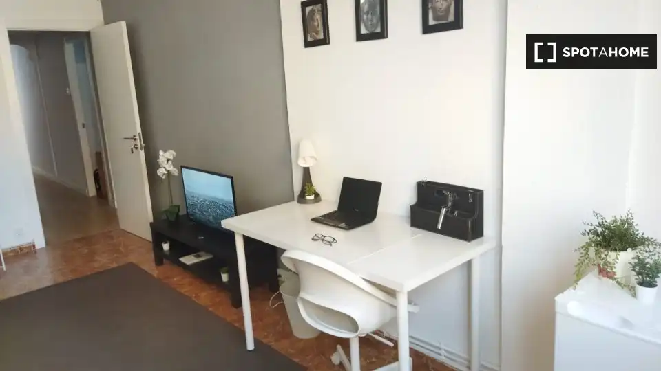 Habitación 90 m², Zaragoza